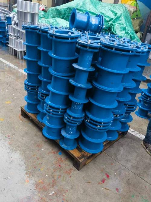 选对工厂很重要 陕西三超柔性防水套管工厂为何成为防水材料优选
